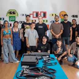 Nouns Meetups